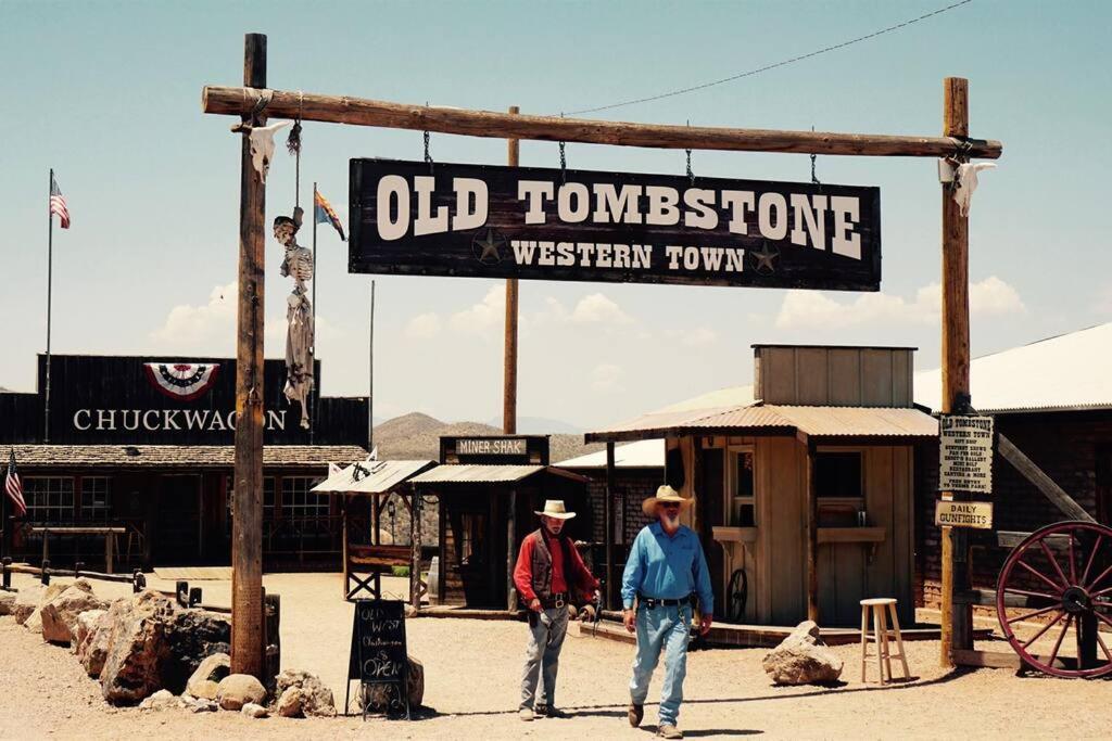Silver Spur Homestead Luxury Glamping - The Cowboy Tombstone Exterior foto